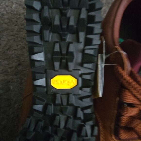 New Balance Men Size 8 Rainier Low Glazed Ginger Brown Red Sneaker 012026 - Picture 5 of 9